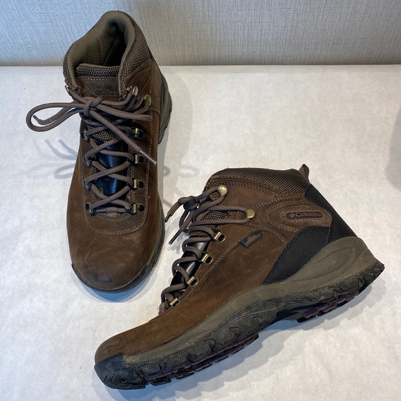 Columbia Womens Hiking Boots Size 9 